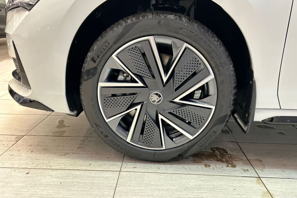 Skoda Superb 2025 1.5 TSI PHEV SportLine Explore DSG Autom.