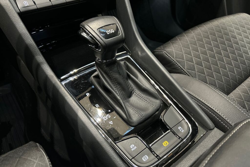 SKODA Karoq 2020 1,5 TSI Style BusinessLine DSG Autom.