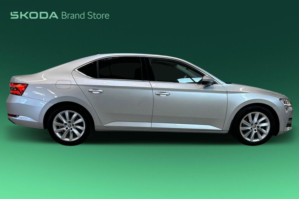 Skoda Superb 2022 2.0 TDI 150 Style DSG Autom.
