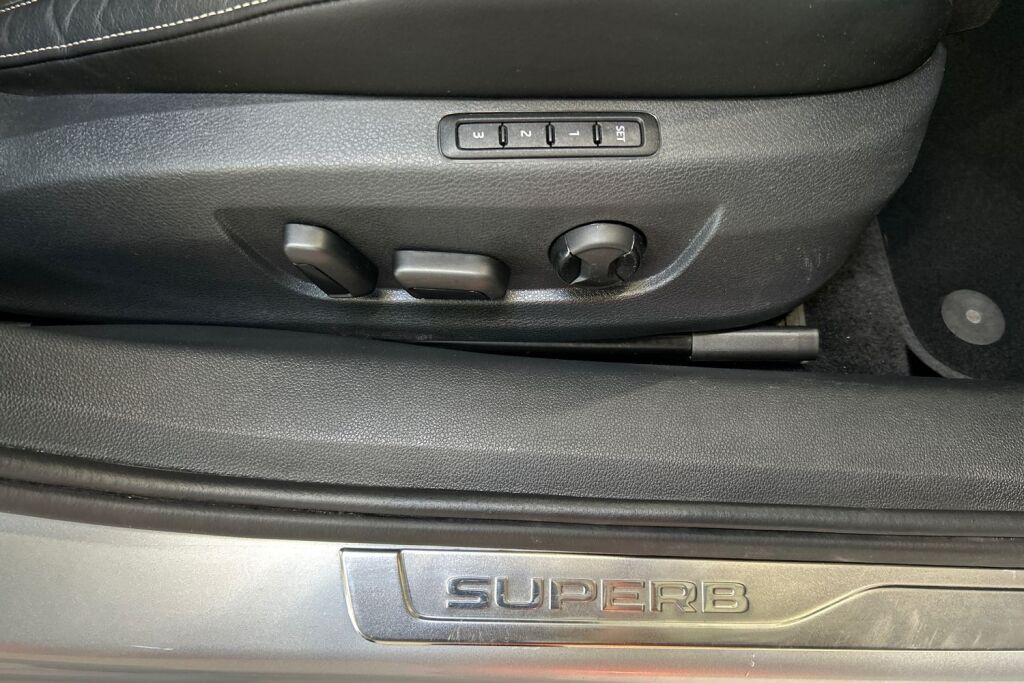 Skoda Superb 2022 2.0 TDI 150 Style DSG Autom.