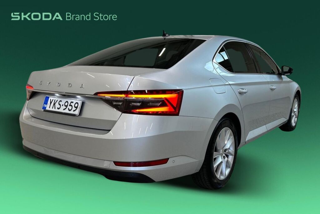 Skoda Superb 2022 2.0 TDI 150 Style DSG Autom.