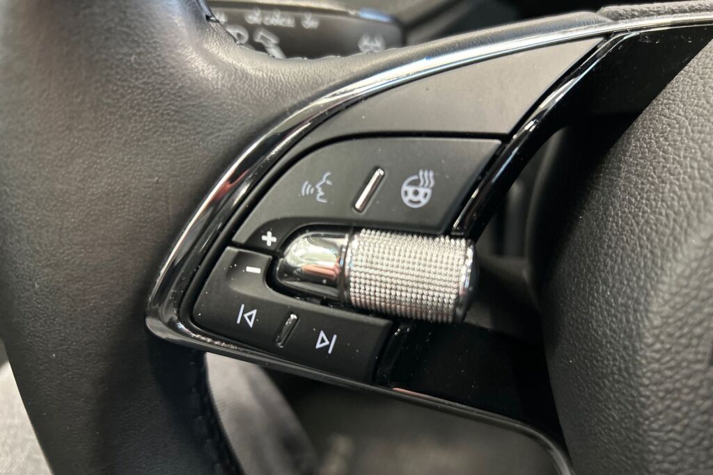 SKODA Fabia 2022 1.0 TSI 95 Style