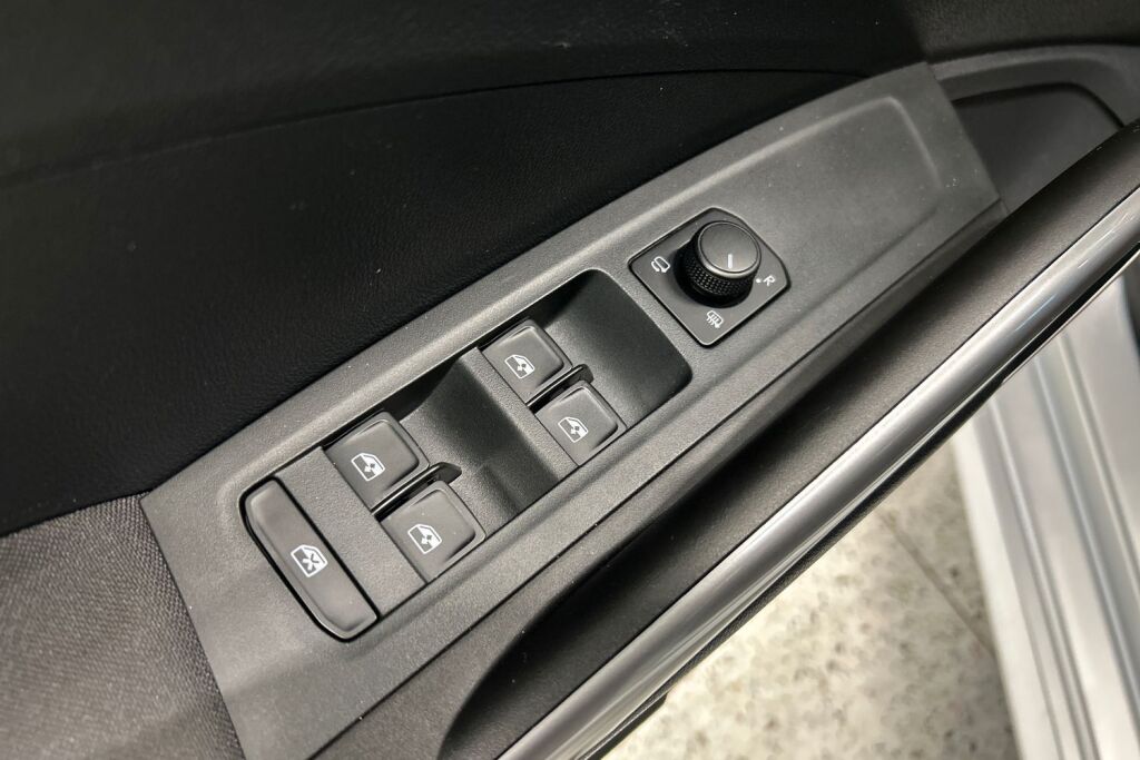 SKODA Fabia 2022 1.0 TSI 95 Style