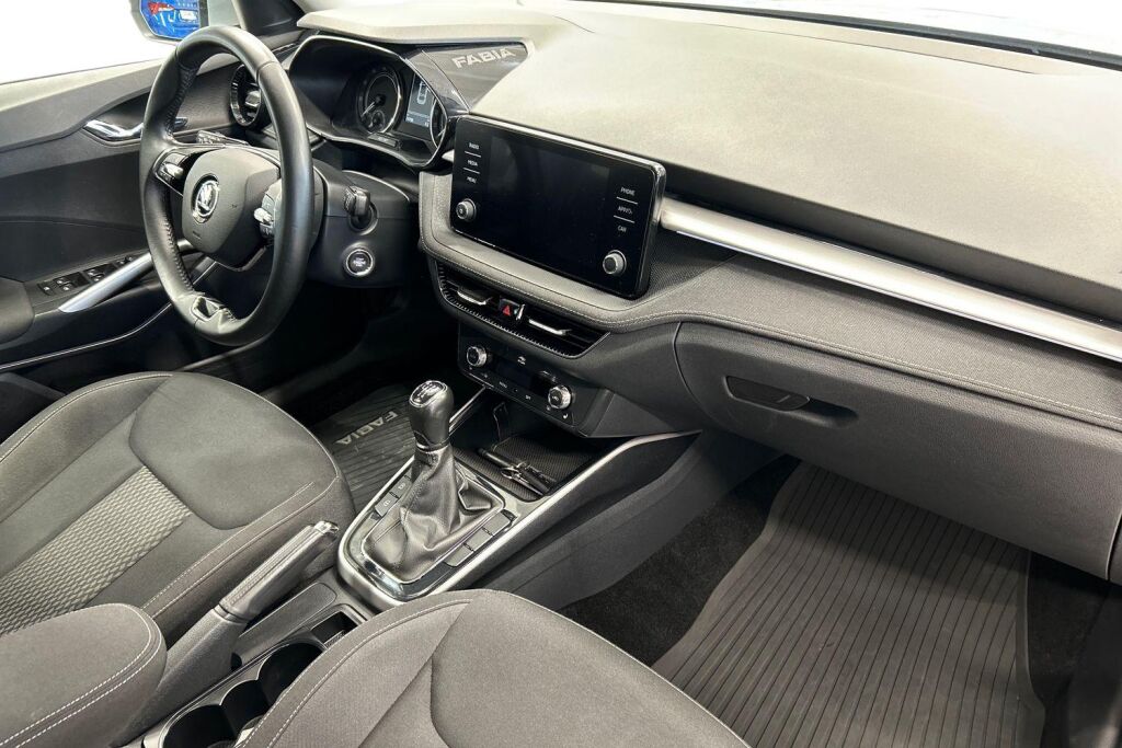 SKODA Fabia 2022 1.0 TSI 95 Style