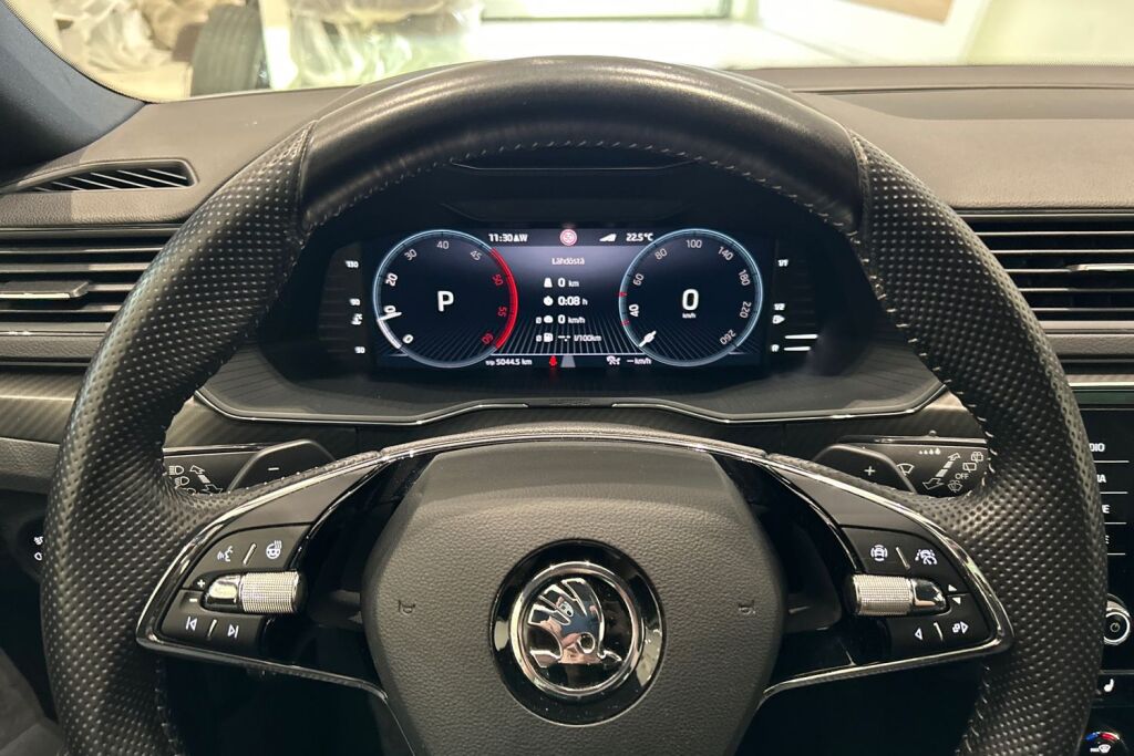 Skoda Superb 2023 Combi 2.0 TDI 200 SportLine Business DSG Autom.