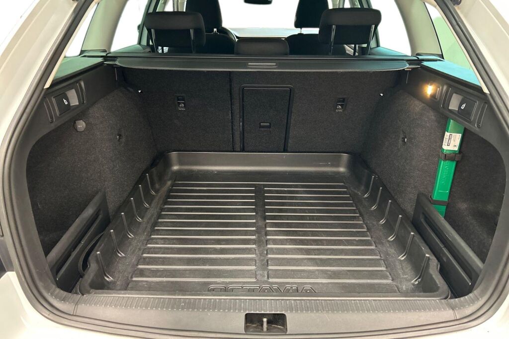 Skoda Octavia 2019 Combi 2,0 TSI 190 4x4 Style DSG Autom.