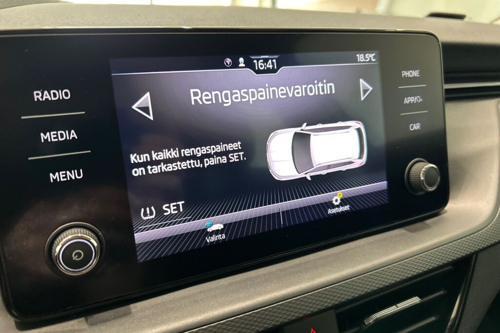 SKODA Kamiq 2022 1.0 TSI 110 Ambition