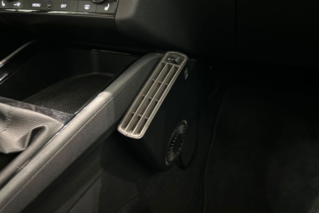 SKODA Kamiq 2022 1.0 TSI 110 Ambition