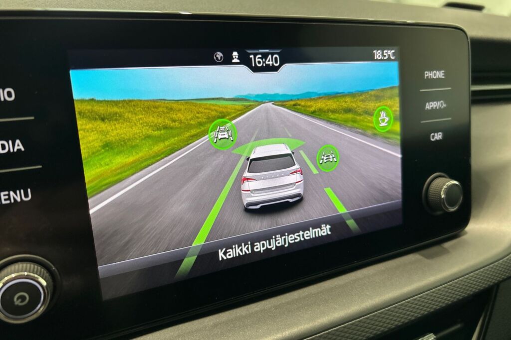 SKODA Kamiq 2022 1.0 TSI 110 Ambition