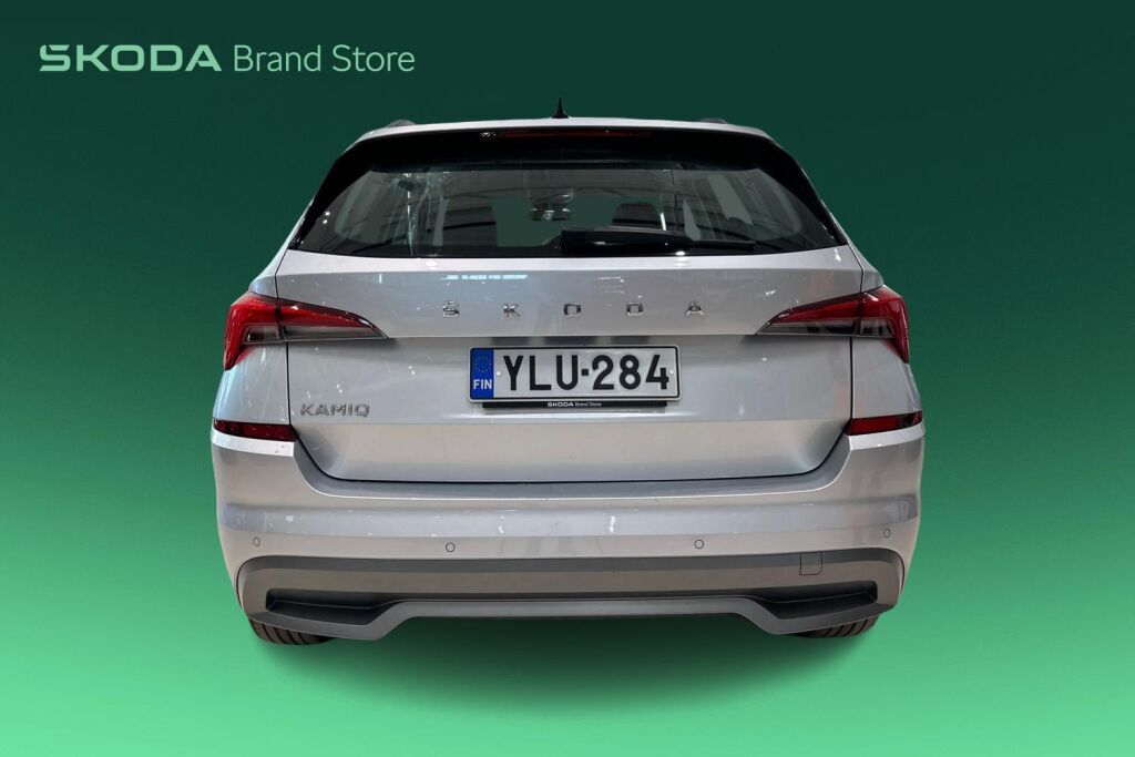 SKODA Kamiq 2022 1.0 TSI 110 Ambition