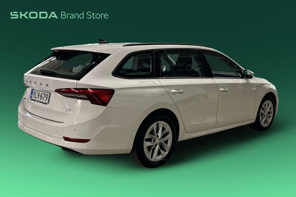 SKODA OCTAVIA 2022 Combi 1.4 TSI PHEV Ambition iV DSG Autom.