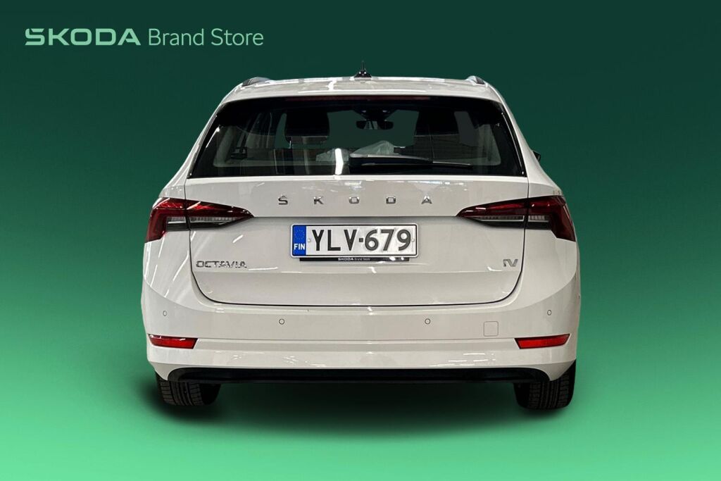 SKODA OCTAVIA 2022 Combi 1.4 TSI PHEV Ambition iV DSG Autom.