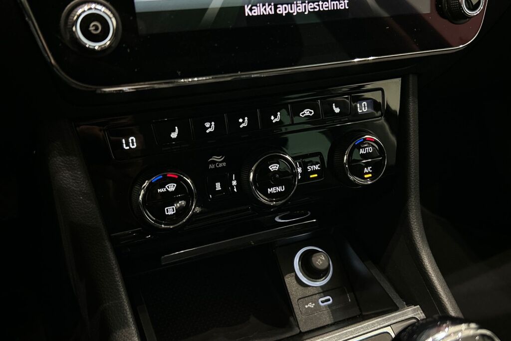 Skoda Superb 2022 Combi 2.0 TDI 150 Style BusinessLine DSG Autom.