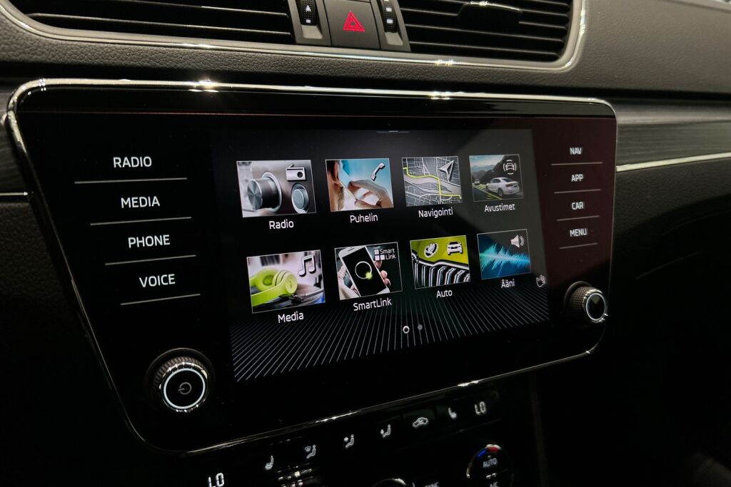 Skoda Superb 2022 Combi 2.0 TDI 150 Style BusinessLine DSG Autom.