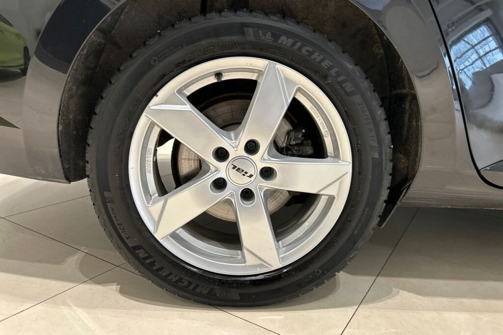 Skoda Superb 2022 Combi 2.0 TDI 150 Style BusinessLine DSG Autom.