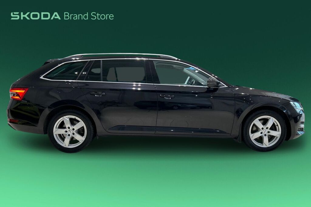 Skoda Superb 2022 Combi 2.0 TDI 150 Style BusinessLine DSG Autom.