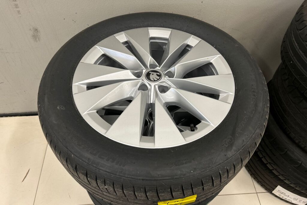 Skoda Elroq 2026 85 Selection
