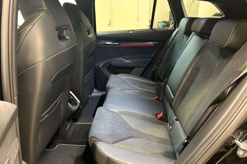 Skoda Enyaq 2026 85x 4x4 RS