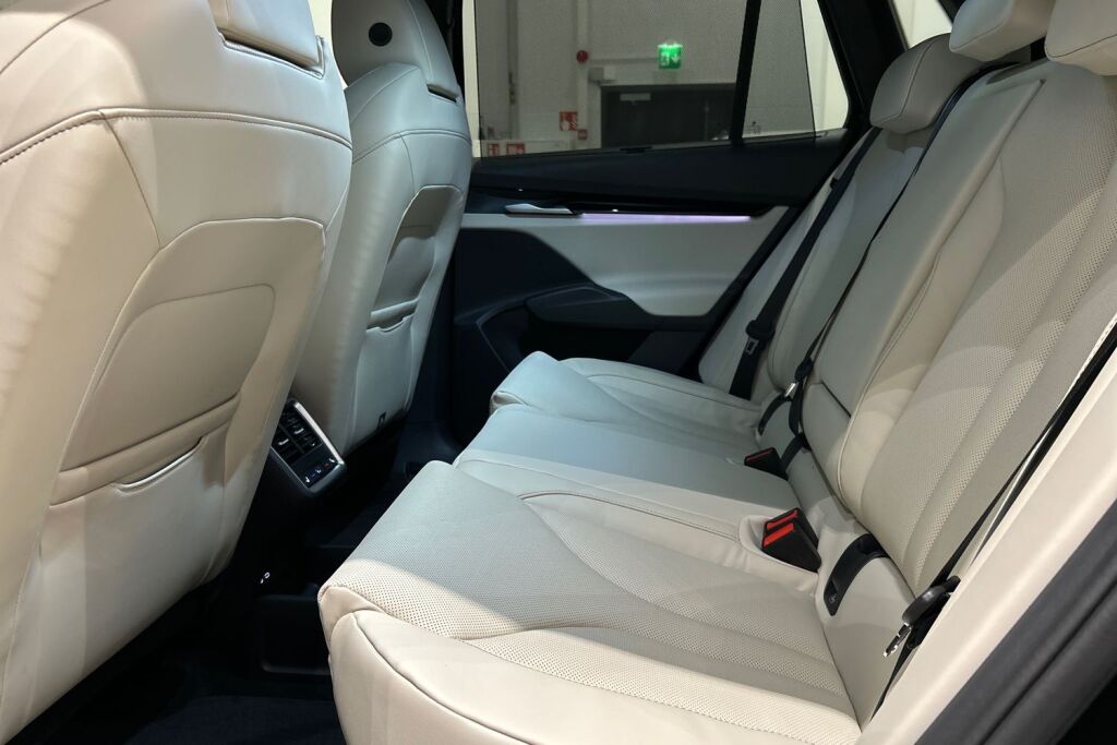 Skoda Elroq 2026 85x 4x4 Style