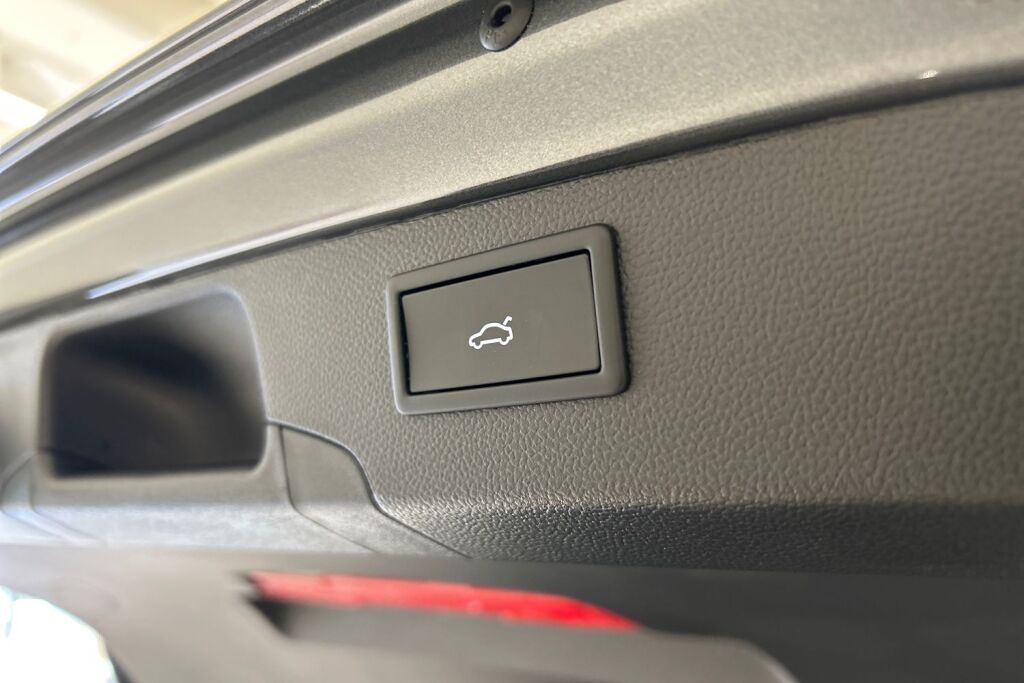 Skoda Superb 2026 Combi 1.5 TSI eTEC Selection DSG Autom.