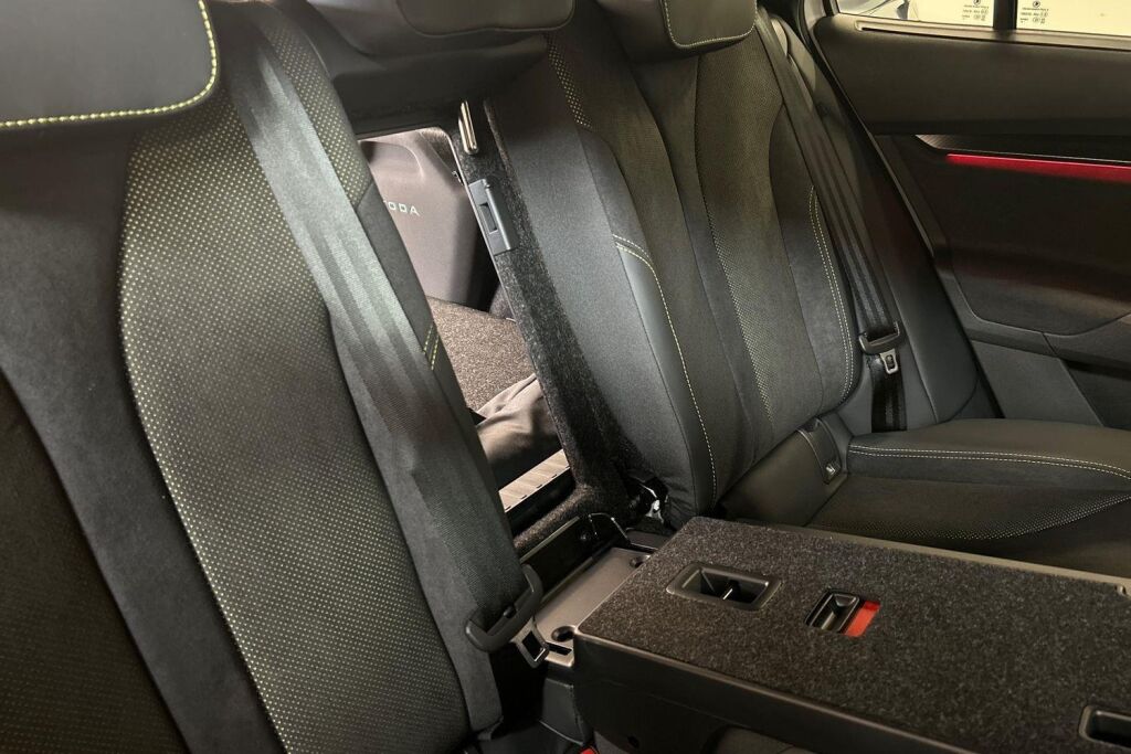 Skoda Enyaq 2026 85x 4x4 RS
