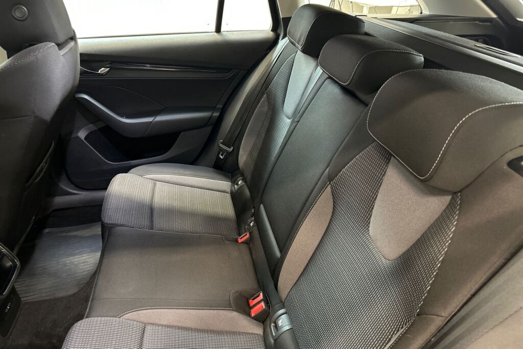Skoda Octavia 2021 Combi 2,0 TDI 150 Ambition Launch Edition DSG Autom.