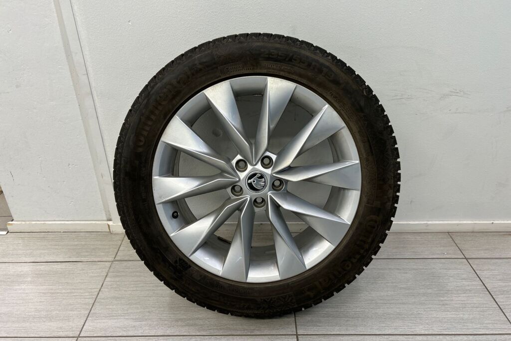 SKODA Enyaq 2021 60 Launch Edition iV