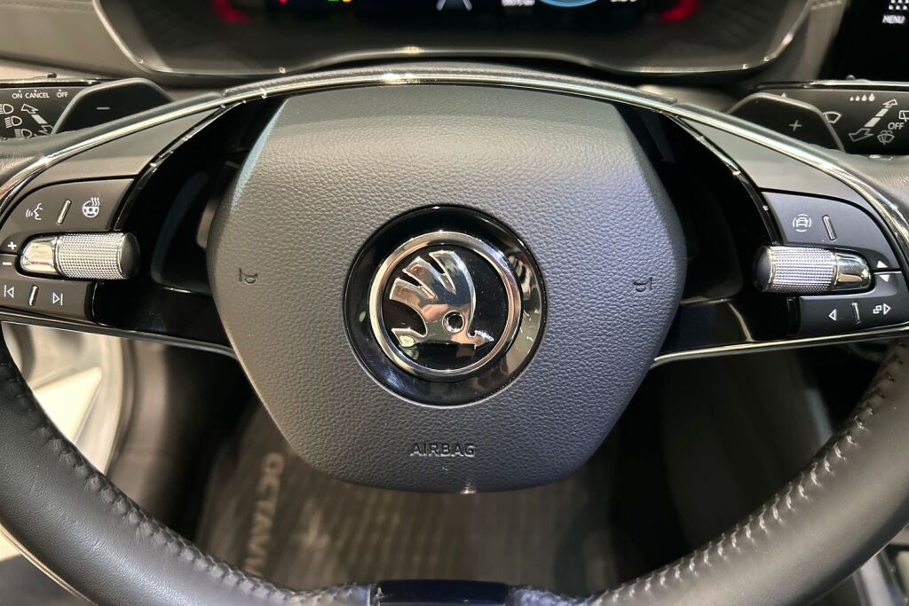 Skoda Octavia 2024 Combi 1.4 TSI PHEV Ambition iV DSG Autom.