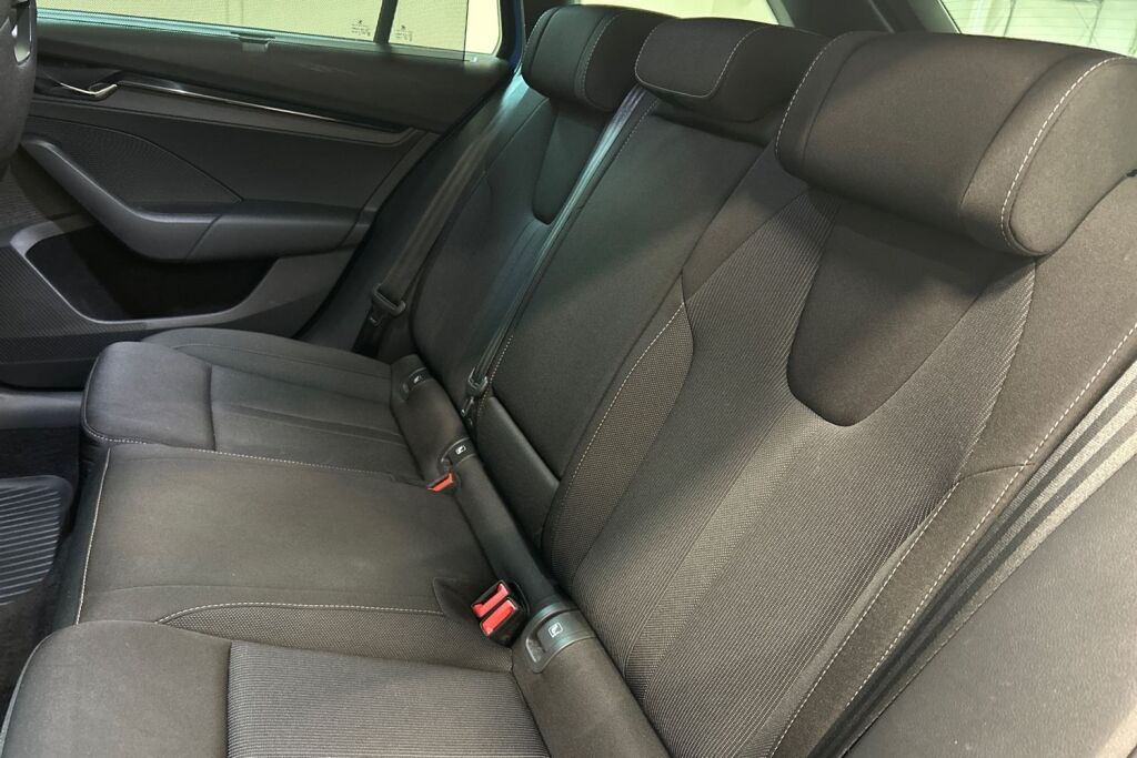 Skoda Octavia 2024 Combi 1.4 TSI PHEV SportLine iV DSG Autom.