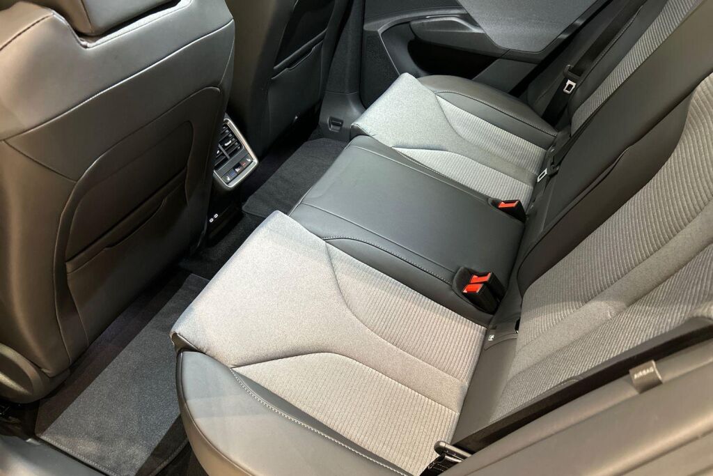 Skoda Enyaq 2025 85x 4x4 Style