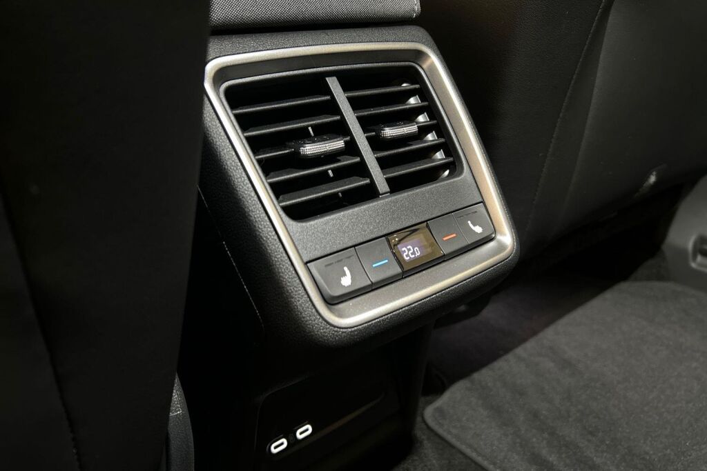 Skoda Enyaq 2025 85x 4x4 Style