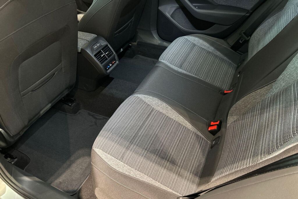 Skoda Superb 2025 Combi 1.5 TSI PHEV Style Explore DSG Autom.
