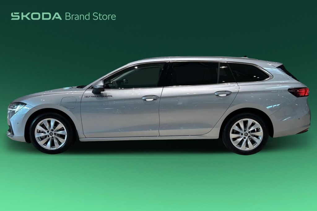 Skoda Superb 2025 Combi 1.5 TSI PHEV Style Explore DSG Autom.