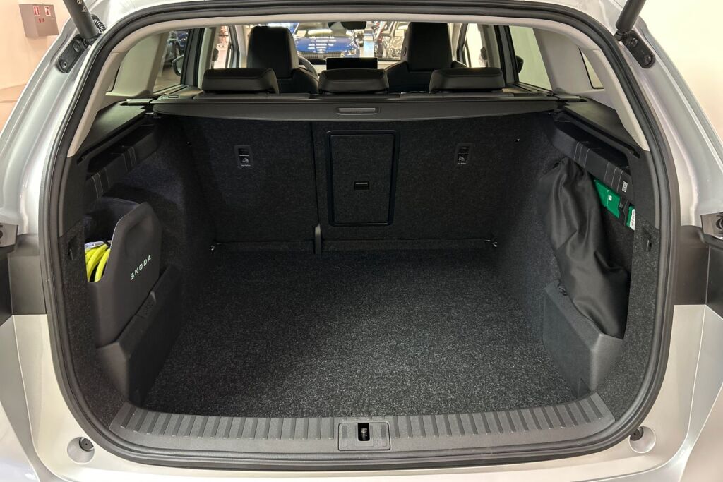 Skoda Enyaq 2026 85x 4x4 Style