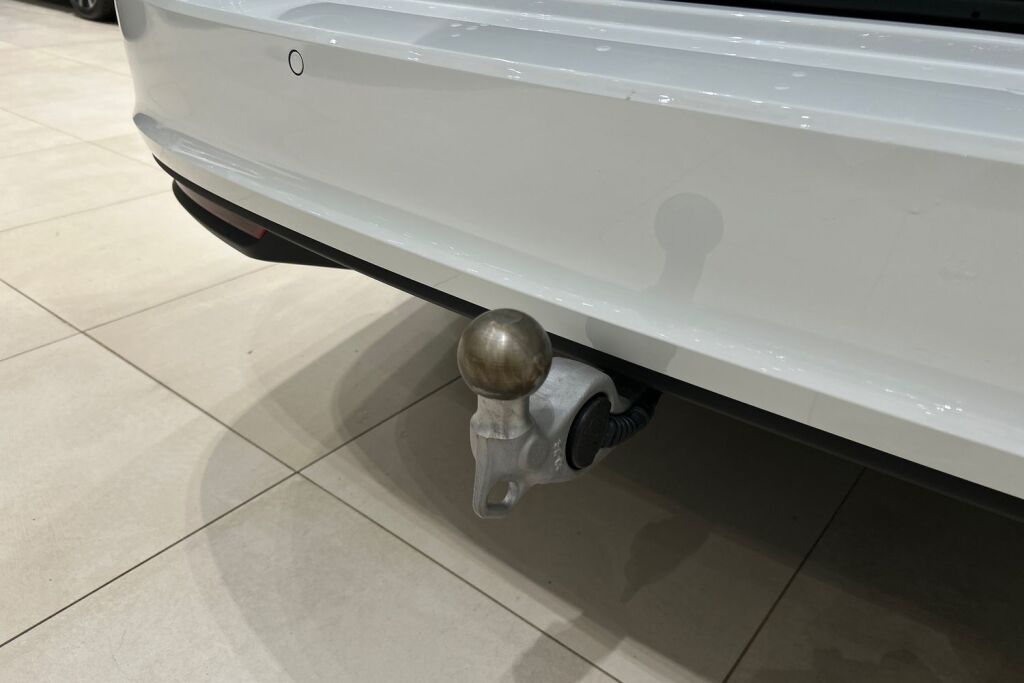 Skoda Superb 2025 Combi 2.0 TDI 193 4x4 Selection DSG Autom.