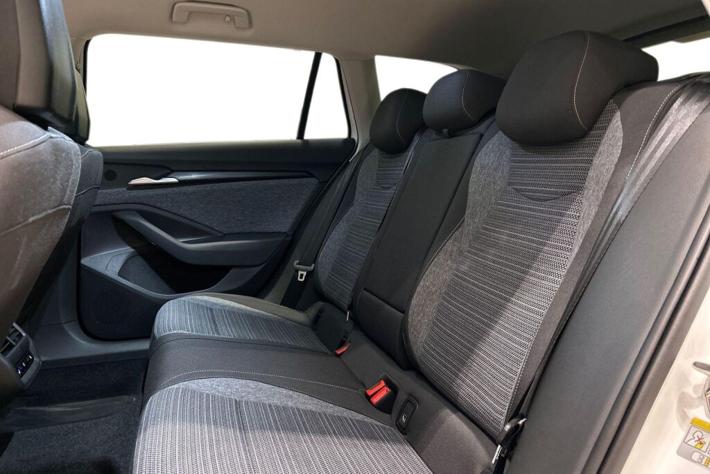 Skoda Superb 2025 Combi 2.0 TDI 193 4x4 Selection DSG Autom.