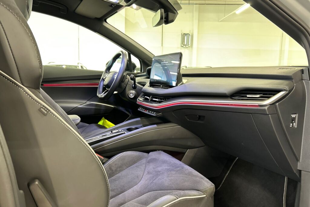 Skoda Elroq 2025 60 SportLine