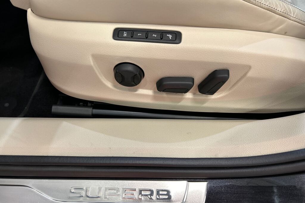 Skoda Superb 2020 Combi 1,4 TSI PHEV Style iV DSG Autom.
