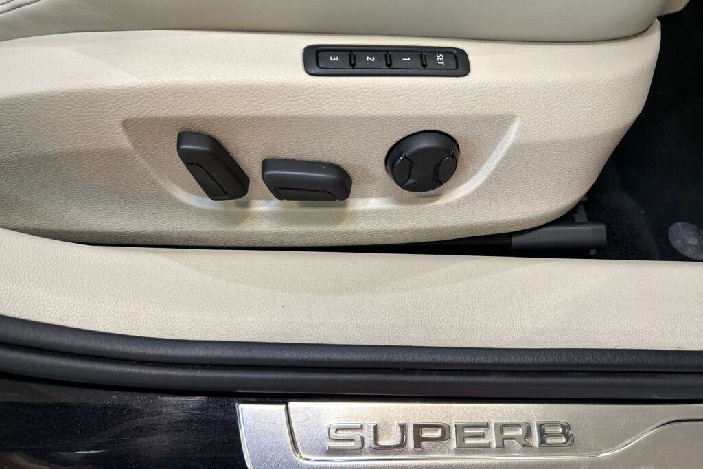 Skoda Superb 2020 Combi 1,4 TSI PHEV Style iV DSG Autom.
