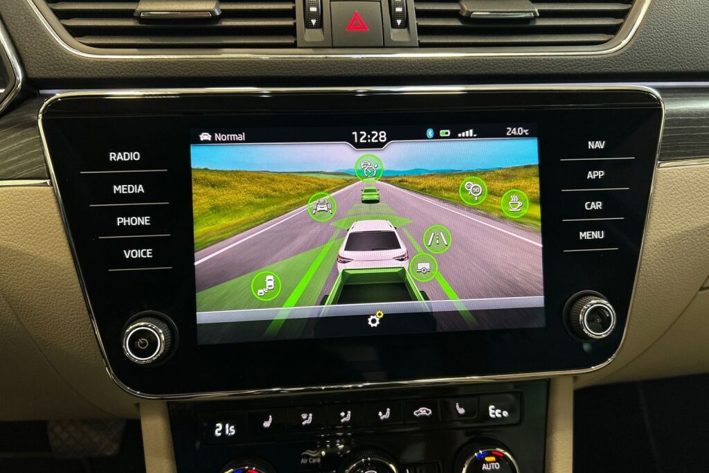 Skoda Superb 2020 Combi 1,4 TSI PHEV Style iV DSG Autom.