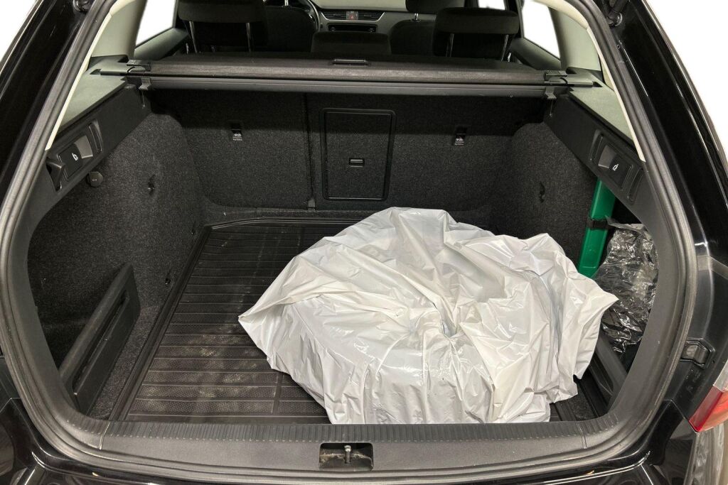 SKODA OCTAVIA 2020 Combi 1,0 TSI Ambition BusinessLine