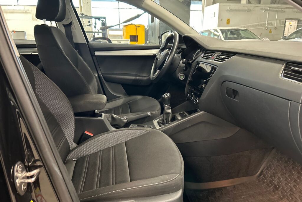 SKODA OCTAVIA 2020 Combi 1,0 TSI Ambition BusinessLine