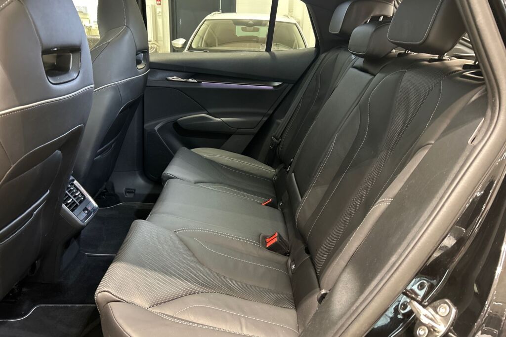 SKODA Enyaq 2022 80x 4x4 RS iV