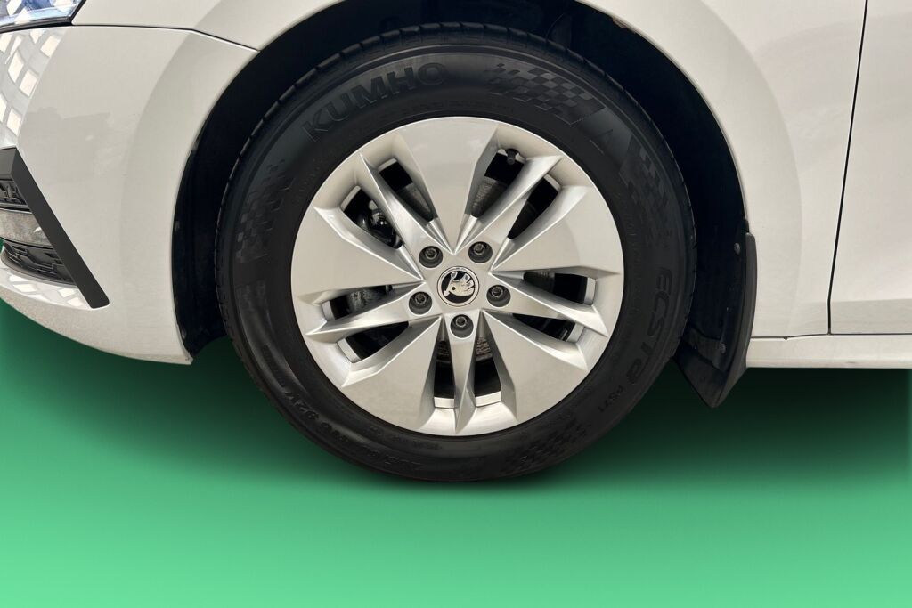 SKODA OCTAVIA 2022 Combi 1.0 TSI Ambition eTEC DSG Autom.