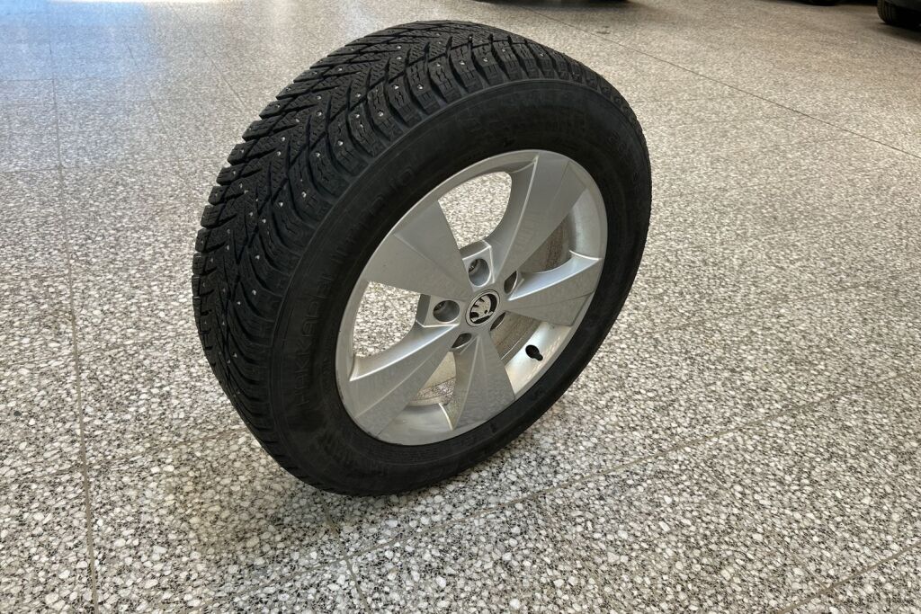 SKODA OCTAVIA 2022 Combi 1.0 TSI Ambition eTEC DSG Autom.