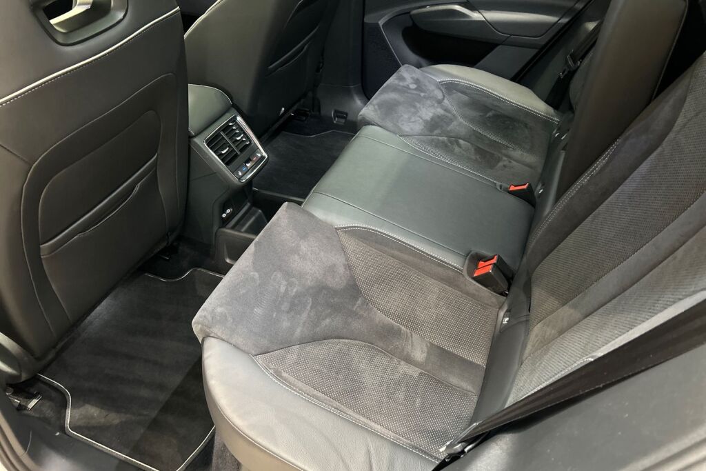 Skoda Enyaq 2023 80x 4x4 SportLine iV