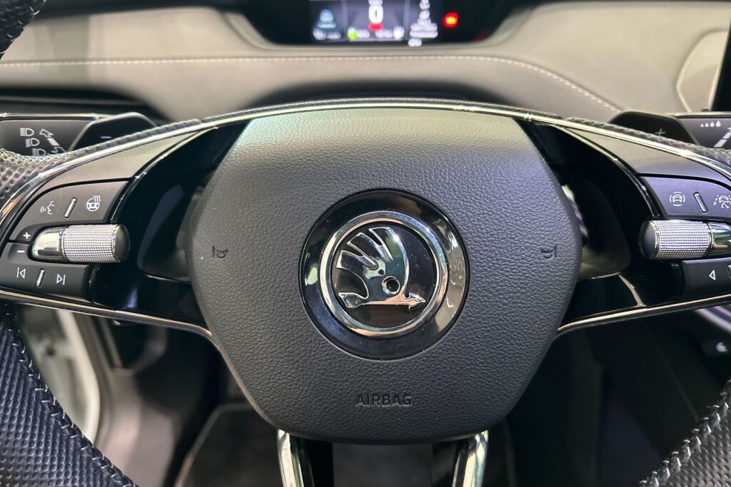 Skoda Enyaq 2023 80x 4x4 SportLine iV