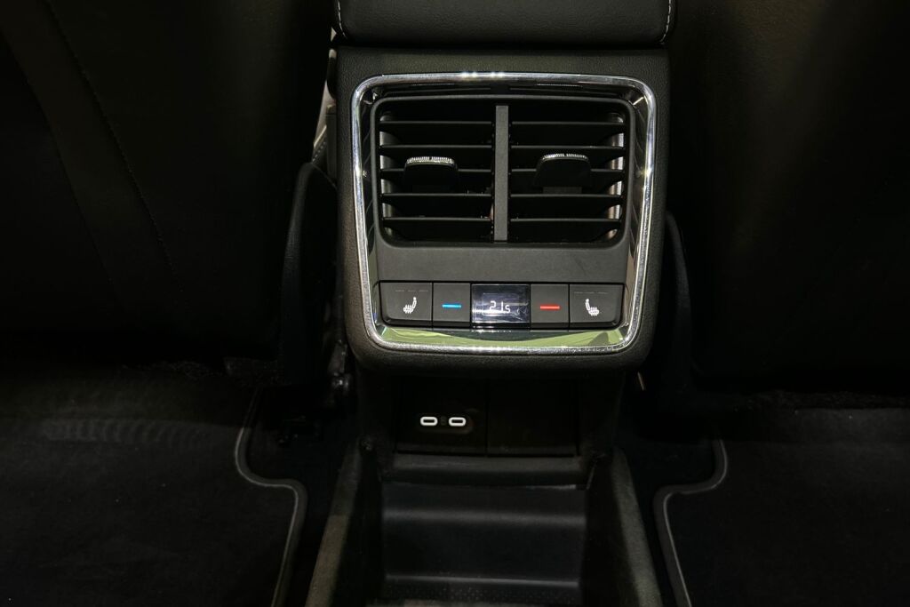 Skoda Enyaq 2023 80x 4x4 SportLine iV