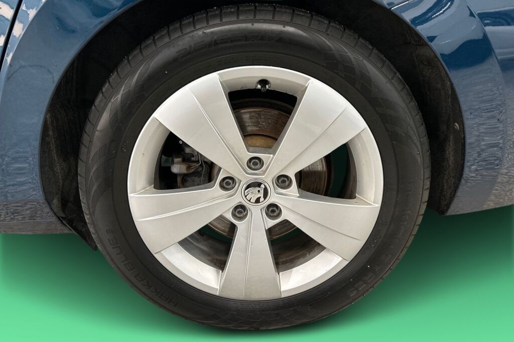 Skoda Superb 2022 Combi 2.0 TDI 150hv Ambition BusinessLine DSG Autom.