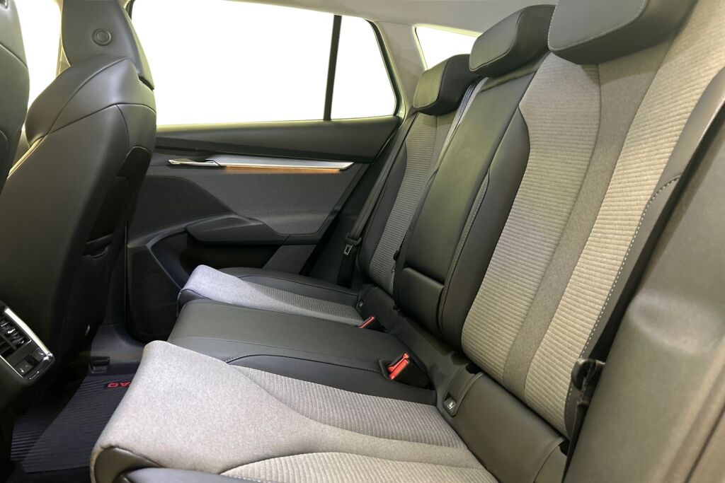 Skoda Enyaq 2022 60 iV